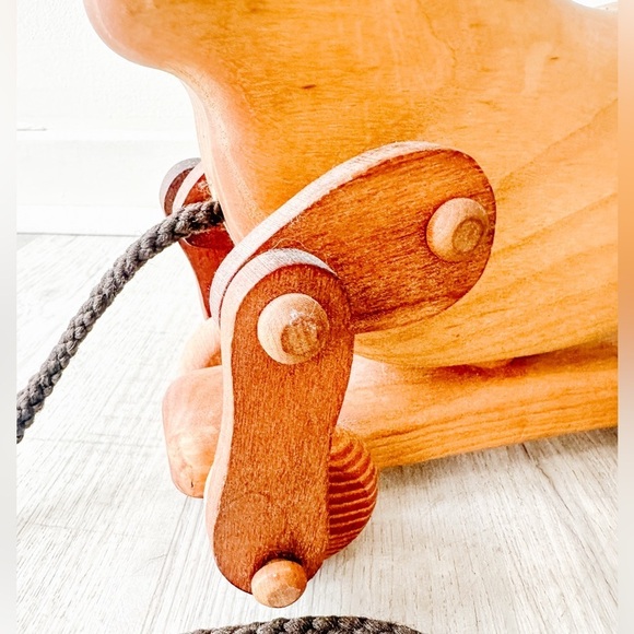 Vintage “Michaud Toys” Handcrafted Wooden Horse Pull Toy - Picture 4 of 5